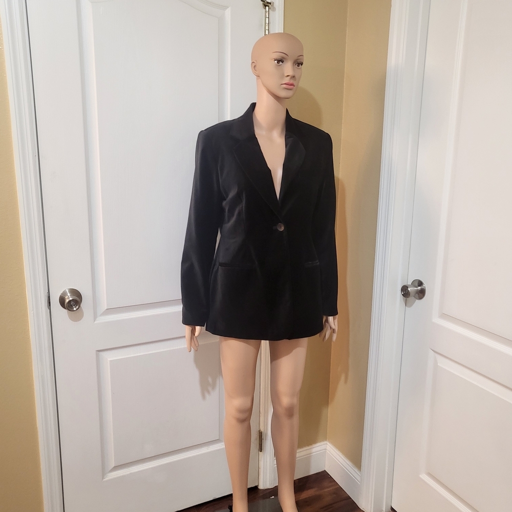 Newport News Black Single-Button Women's Blazer Pre-own
